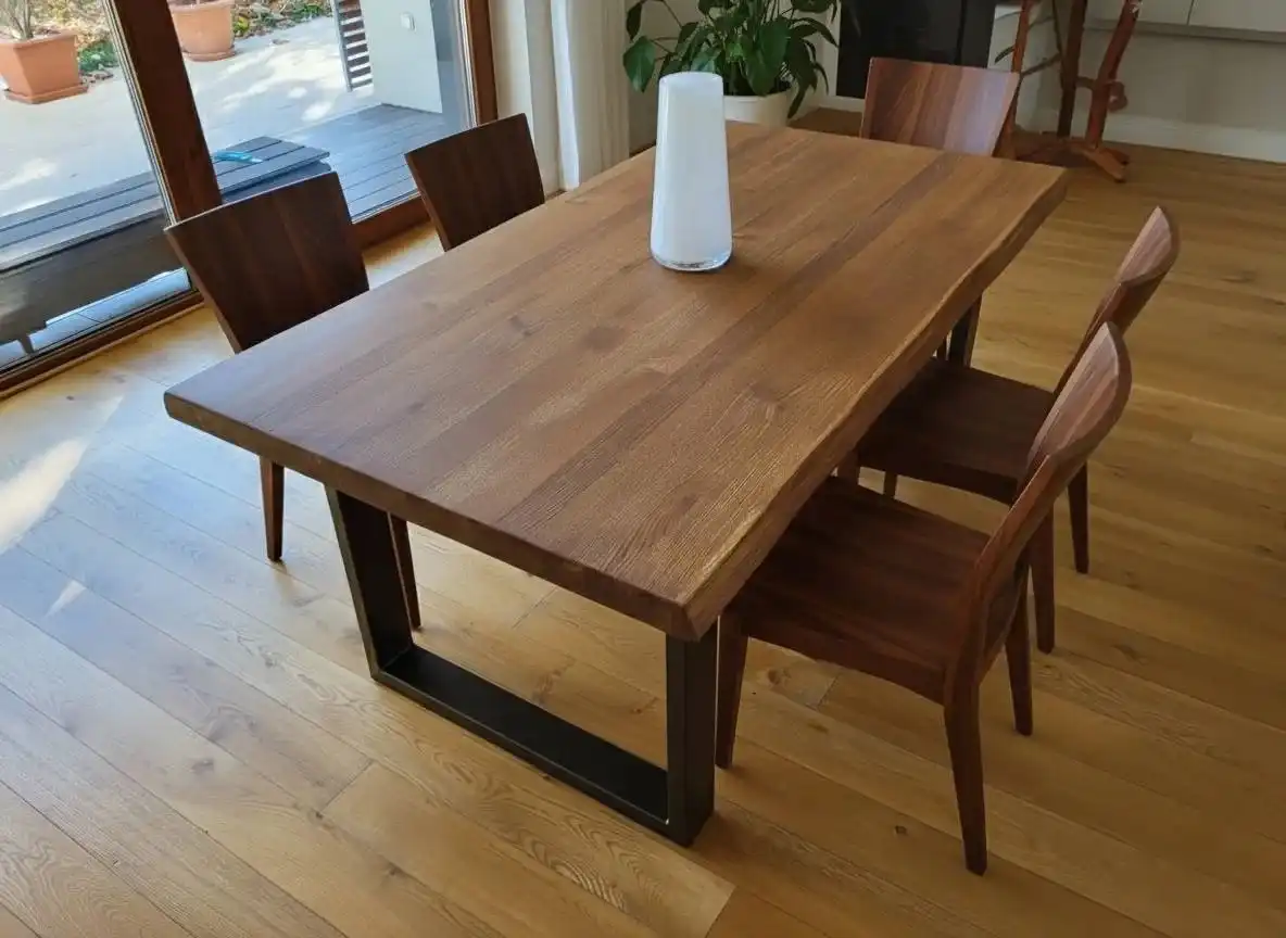 Masívny dubový stôl – kompletná renovácia – foto 5